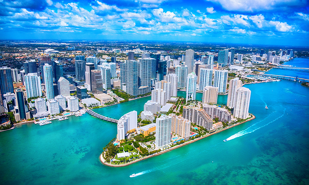 Aerial View of Downtown Miami Florida | Magasinet Reiselyst